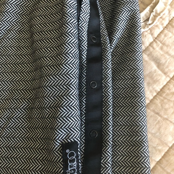 Nuroo nursing scarf - Picture 2 of 2